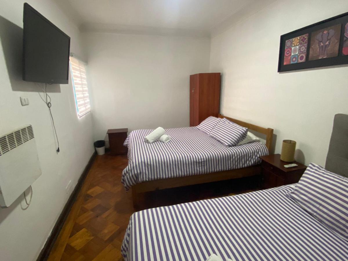Atacama Hostel Backpackers سانتياغو المظهر الخارجي الصورة