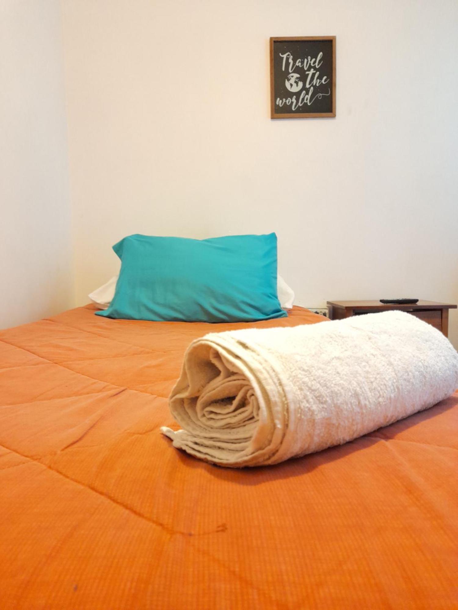 Atacama Hostel Backpackers سانتياغو المظهر الخارجي الصورة