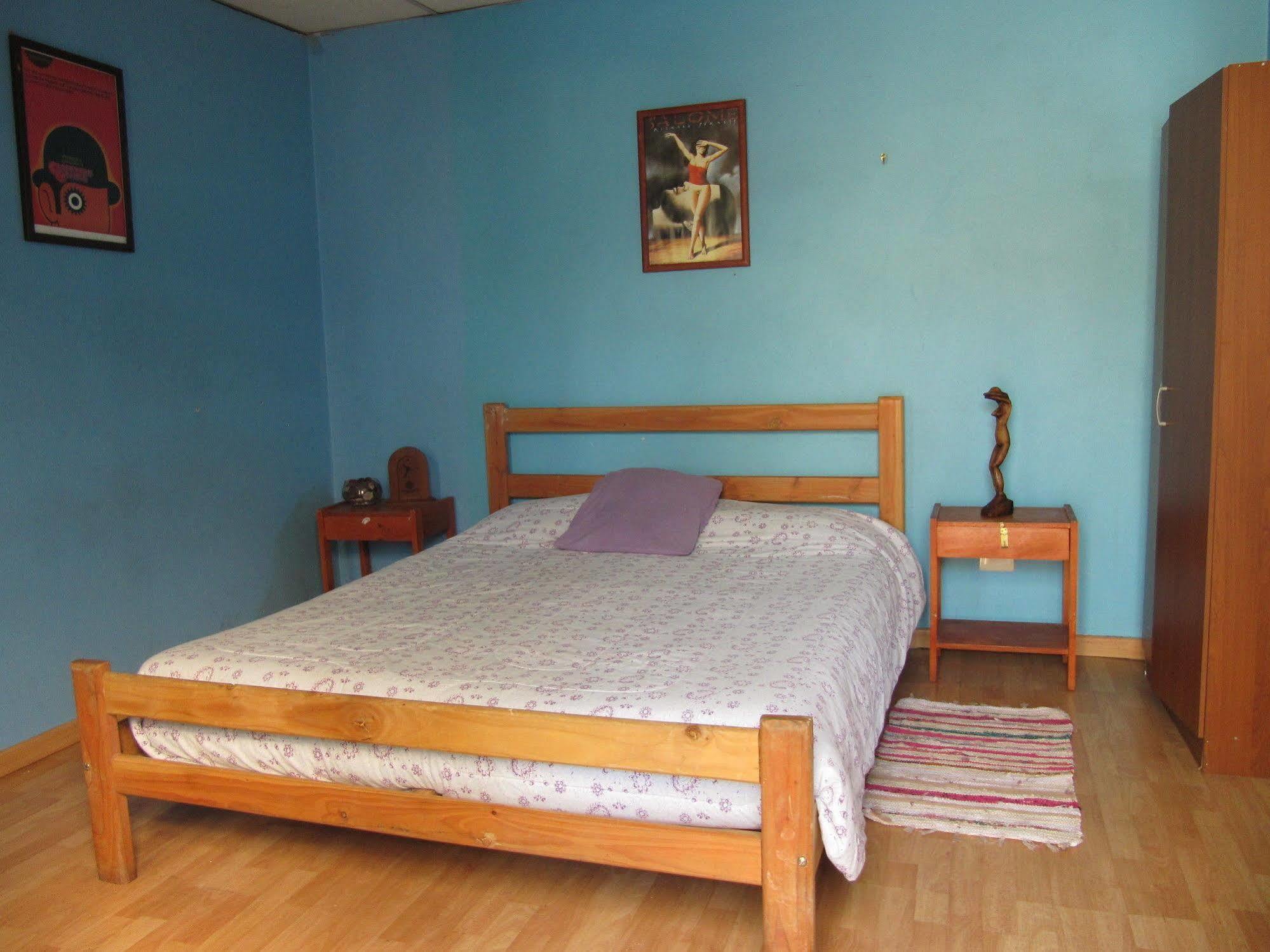Atacama Hostel Backpackers سانتياغو المظهر الخارجي الصورة